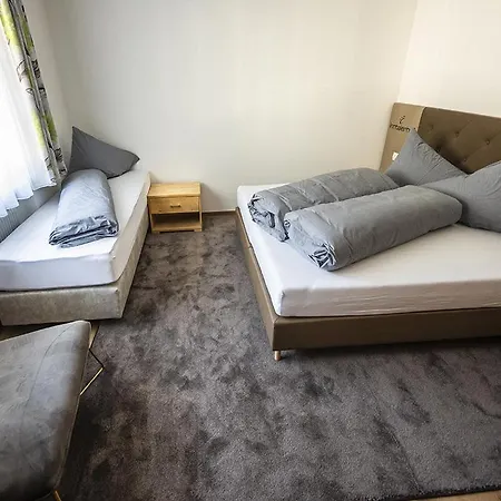 アパート Inntalerhof Tösenssteinach